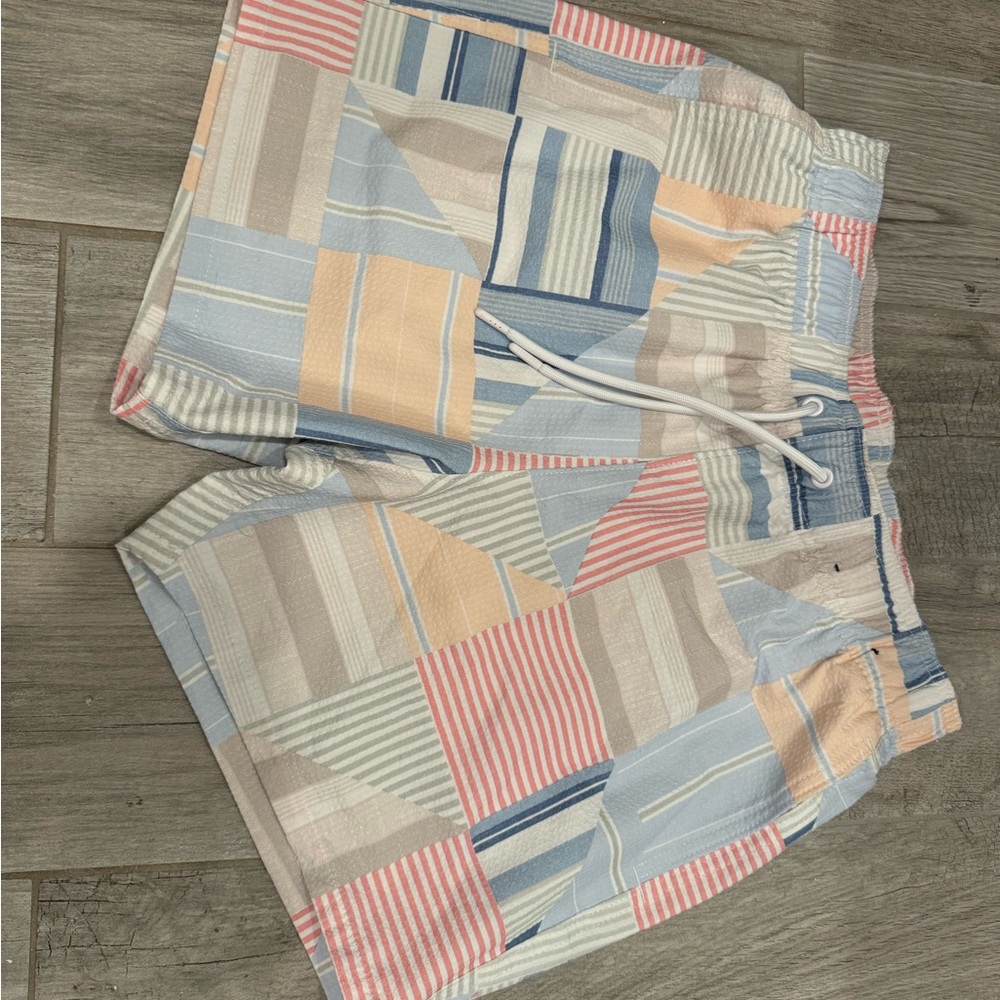 Hollister patterned Men’s swimshorts
